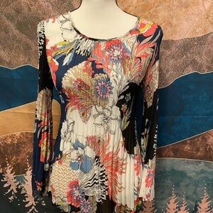 Melissa Paige top size small